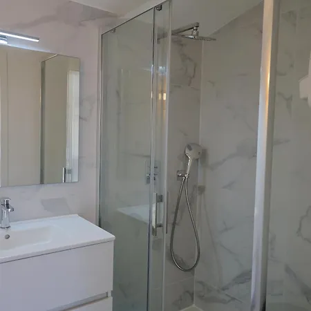 A Marinca - Privee Et Piscine Chauffee Apartament *
